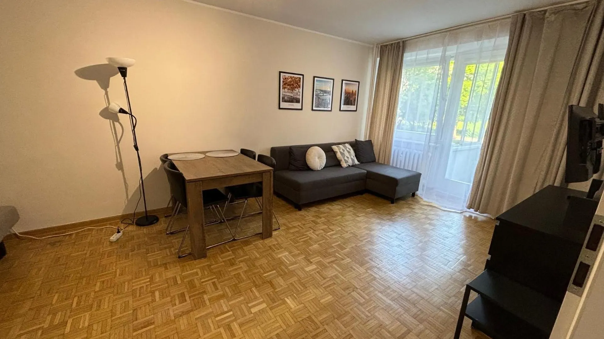Music Life Apartment Warszawa 0*,